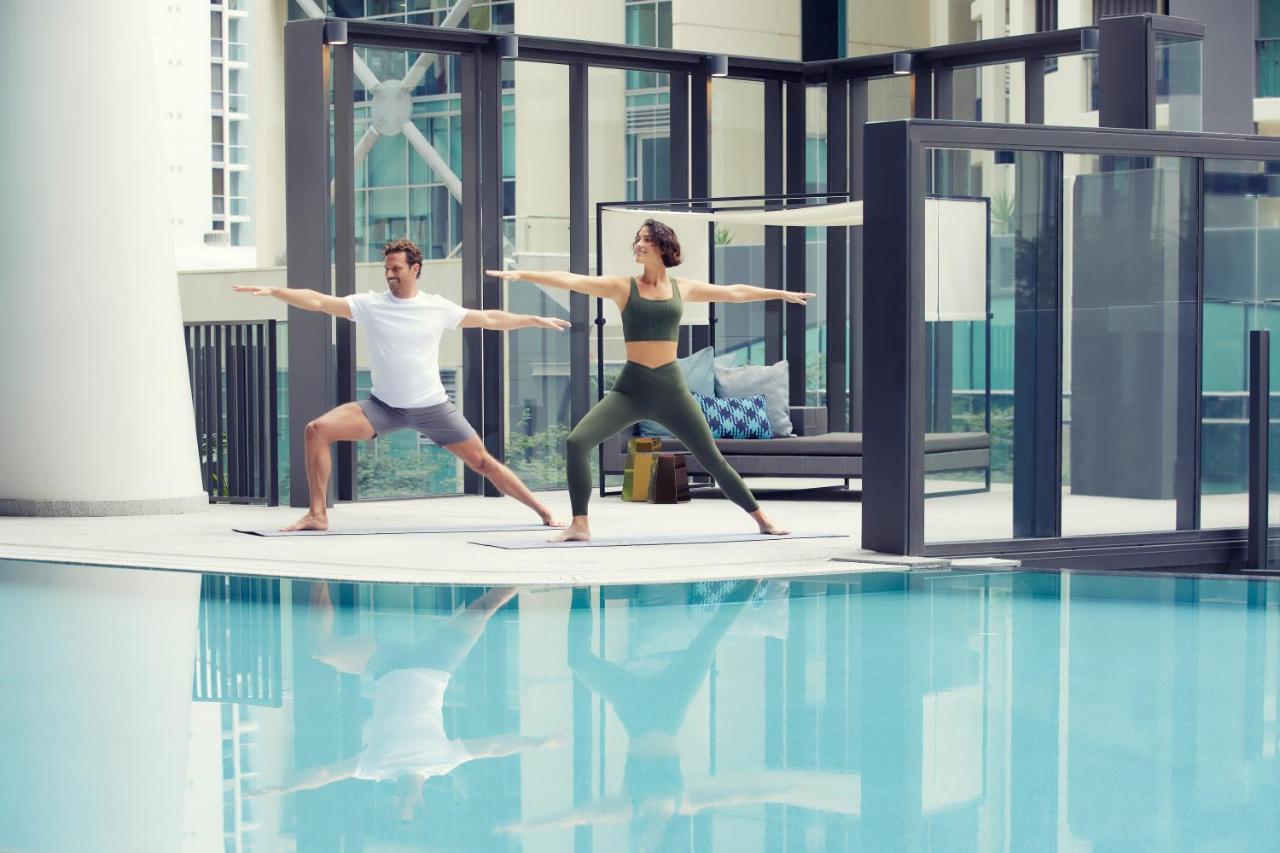 The Westin Brisbane Hotel Bagian luar foto The swimming pool at The Park