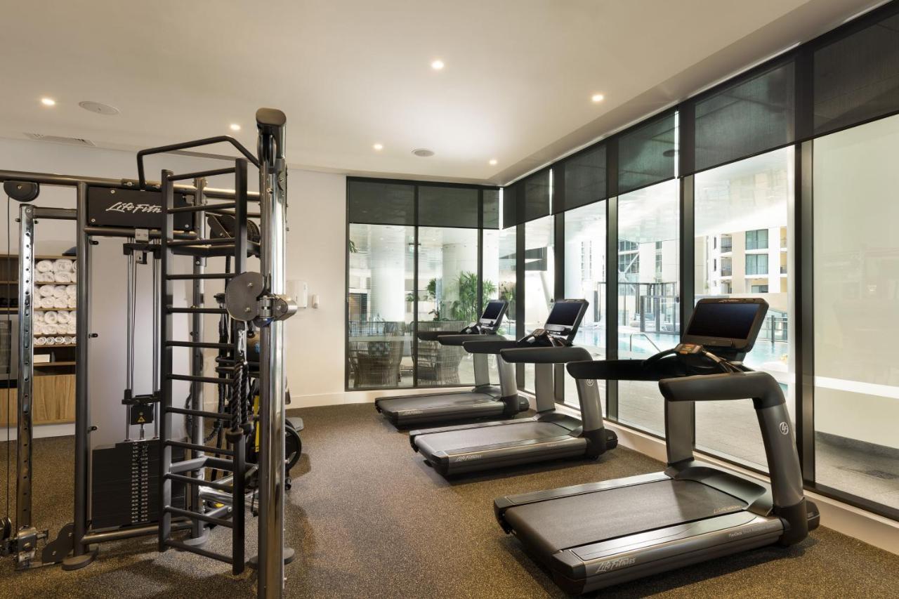 The Westin Brisbane Hotel Bagian luar foto The gym at the hotel
