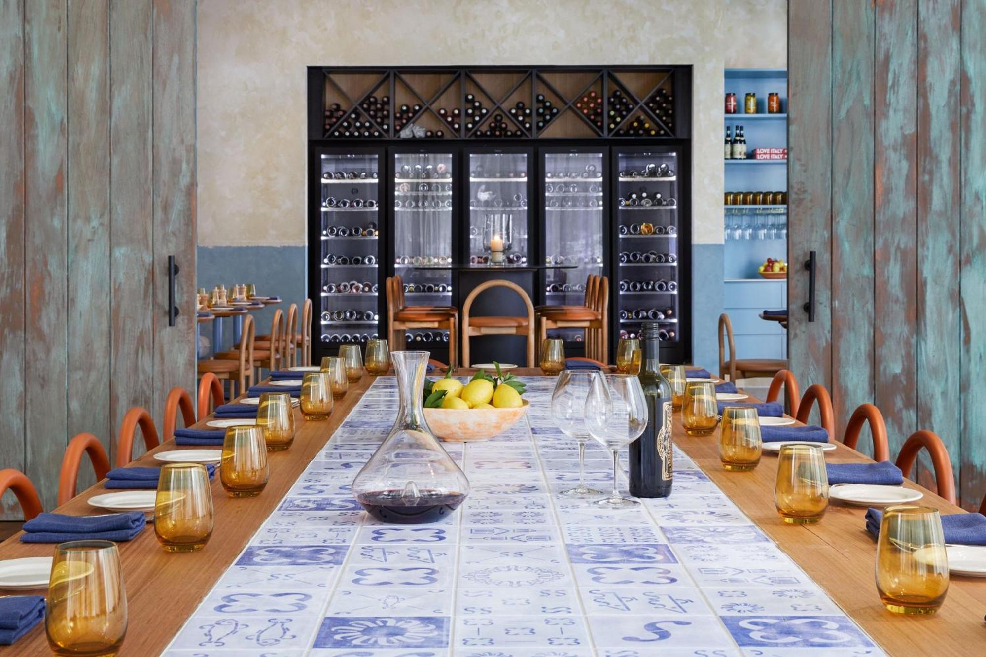 The Westin Brisbane Hotel Bagian luar foto Wine tasting room at the Wine Museum