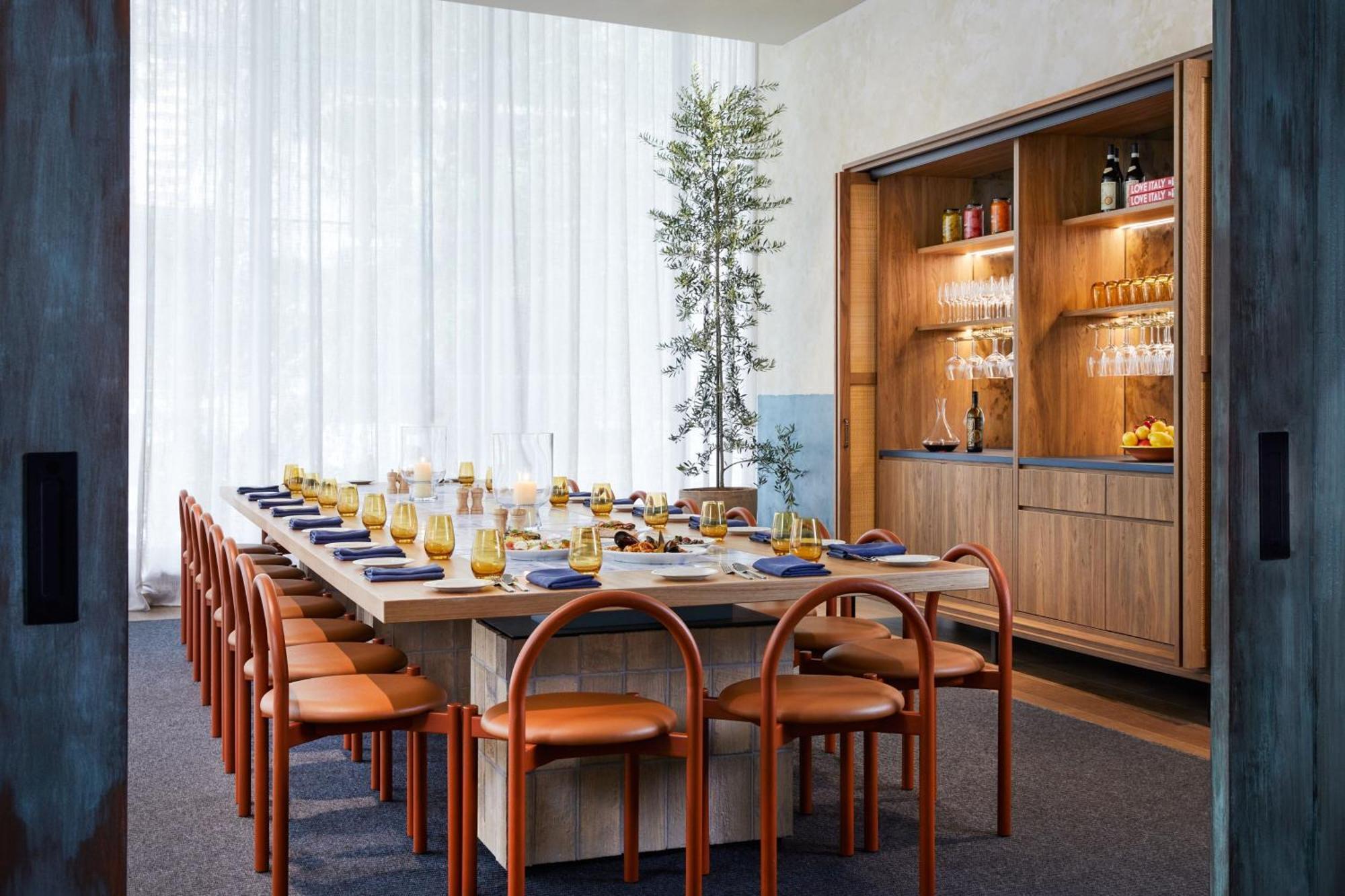 The Westin Brisbane Hotel Bagian luar foto The dining room at the 2018 edition of the World Economic Forum